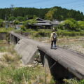 木製の流れ橋（加太川）