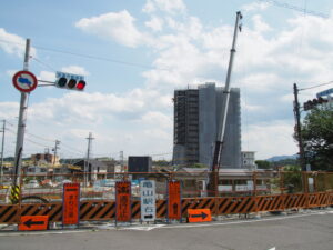 再開発で変貌するJR亀山駅前