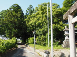 宇氣比神社（松阪市東久保町）から国道23号方向へ