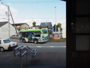 舎窓から風景（JR参宮線 田丸駅）