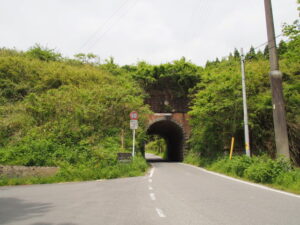 大和街道架道橋（JR関西本線）