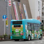 ミジュマル小型電気バス（9002号車）、宇治山田駅前にて