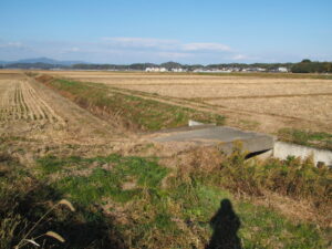 三郷川の左岸展望道路