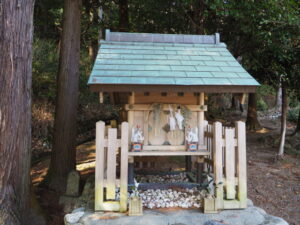 稲荷神社、紀師神社（松阪市庄町）