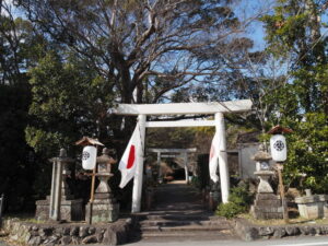 官舎神社の参道入口