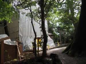 修繕工事が進められる葭原神社（皇大神宮 末社）