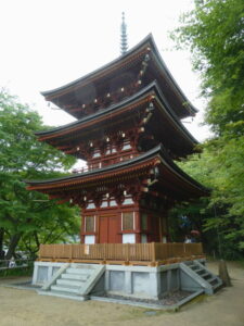 三重宝塔（岡寺）