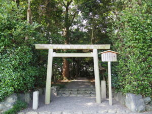 志宝屋神社（豊受大神宮 末社）