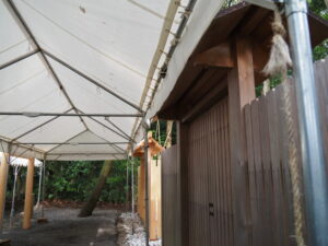 雨儀廊が残された葭原神社（皇大神宮 末社）