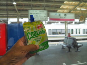 COOLishとJR王寺駅にて