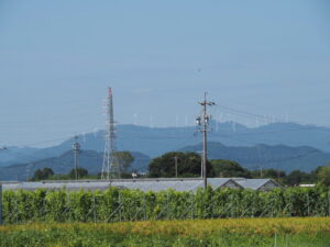 獅子ヶ岳の遠望（御薗町高向にて）