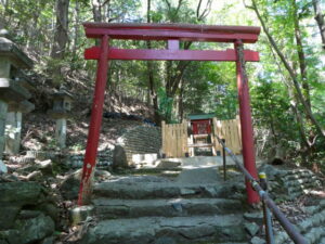 白龍稲荷神社（金刀比羅宮鳥羽分社）