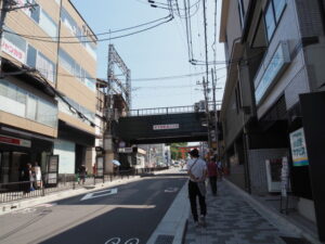 京阪電鉄 伏見桃山駅から御香宮神社方向へ