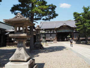 御香宮神社