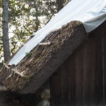 修繕される？御塩焼所の屋根（御塩殿神社）