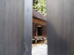 八尋殿（神服織機殿神社）