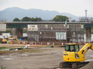 工事が再開されていたP3橋脚（宮川橋架替工事）