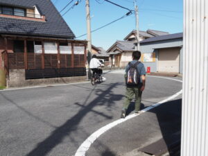 奈良街道にて（津市久居万町）