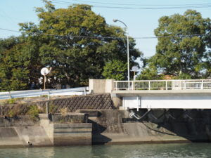 旧豊浜橋の橋台？