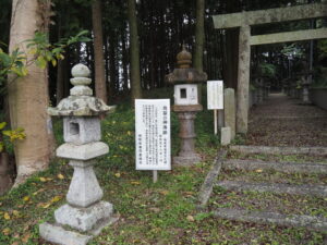 鳥墓神社（多気郡明和町蓑村）