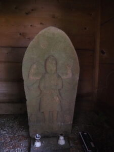 庚申堂の青面金剛像（鳥墓神社）