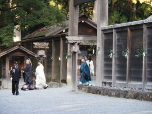 新嘗祭、正宮での祭典を終え（外宮）