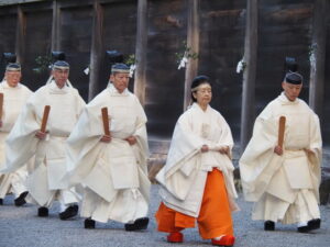 新嘗祭、正宮での祭典を終え（外宮）