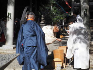 手水（丹生神社）