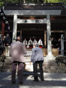 新嘗祭及び中遷座奉祝祭（丹生神社）