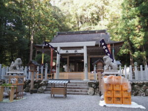 宮司一拝（丹生神社）