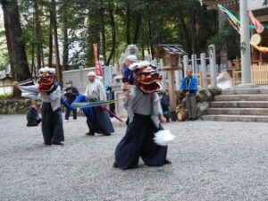 丹生獅子舞（丹生神社 中遷座奉祝祭にて）