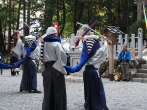 丹生獅子舞（丹生神社 中遷座奉祝祭にて）