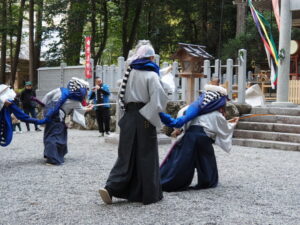 丹生獅子舞（丹生神社 中遷座奉祝祭にて）