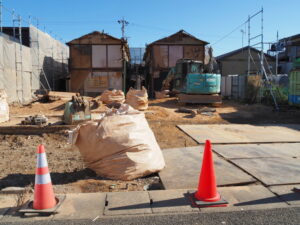 宮町名店街の解体工事