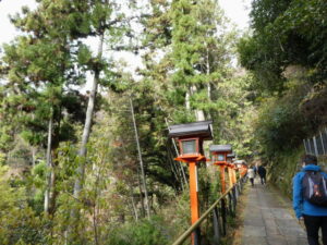 新参道（鞍馬寺）