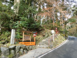 結社（貴船神社中宮）