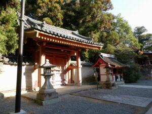 北総門、貴船社、竜田社（石清水八幡宮）