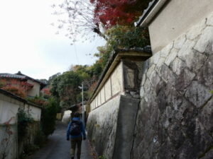 東海自然歩道（鈴虫寺付近）