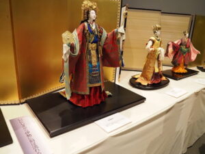 阿部夫美子遺作展「和紙夢現」