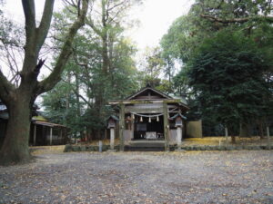 蕃塀が姿を消していた箕曲中松原神社（伊勢市岩渕）