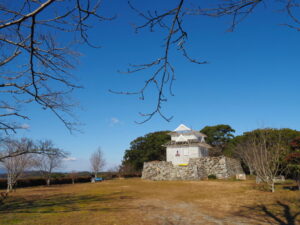 田丸城天守跡（玉城町田丸）