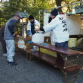 初辰行事は「辰の井」からのお水取り（御食神社）