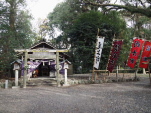 御頭神事の準備を終えた箕曲中松原神社