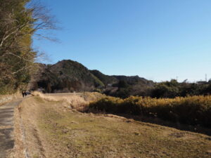 榊原川の左岸（津市榊原町）