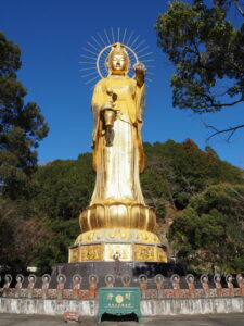 大観音寺（津市白山町）