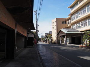 夫婦岩表参道(二見町茶屋)