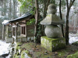 鎭守堂・獅子飛石・地蔵堂（来迎院）