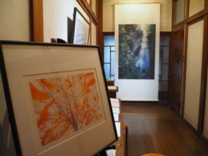 伊勢和紙による三輪薫 写真展「風の香り」