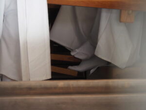 荒妙（麻）の奉織（神麻続機殿神社 八尋殿）