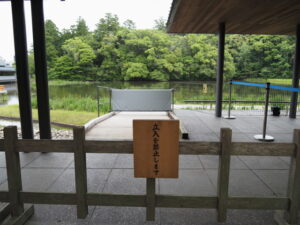 今はまだ立入禁止の勾玉池菖蒲園（外宮）
